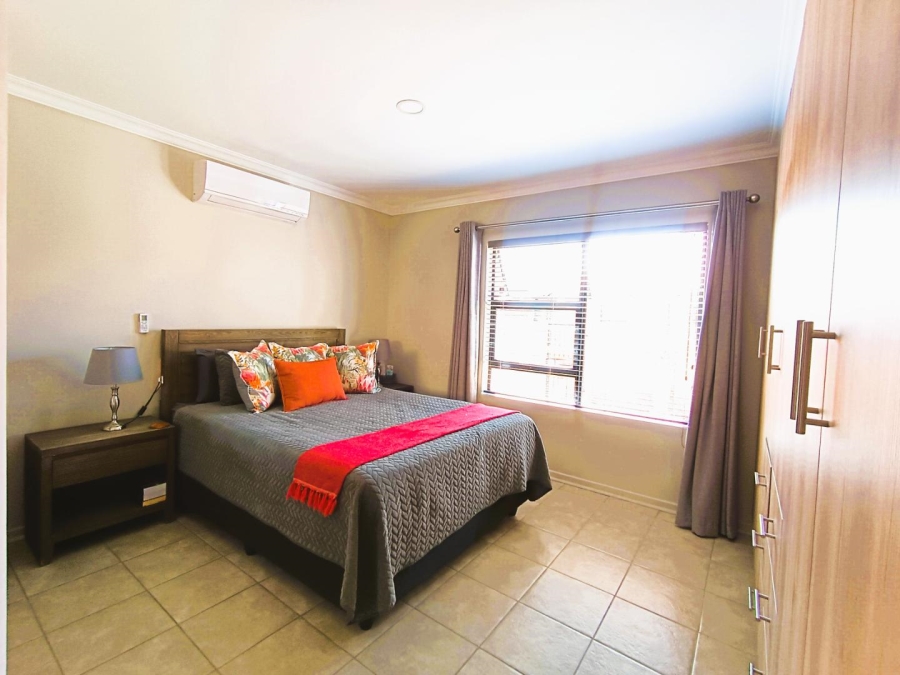 3 Bedroom Property for Sale in Langenhovenpark Free State